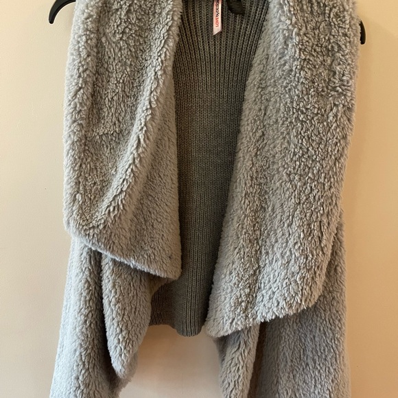 Love By Design Jackets & Blazers - Love By Design Light Gray Faux Fur Vest